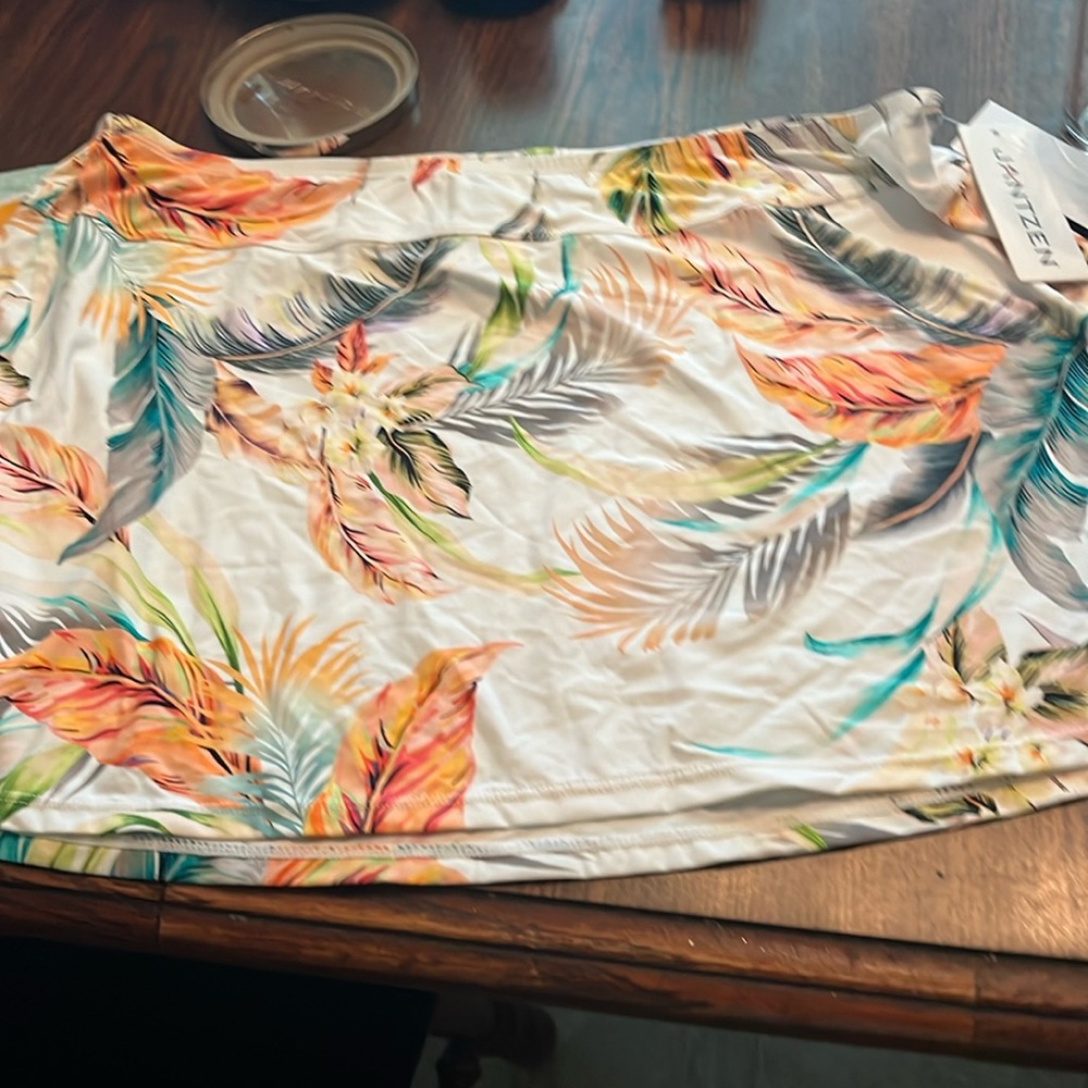 Jantzen skirt coverup brand new